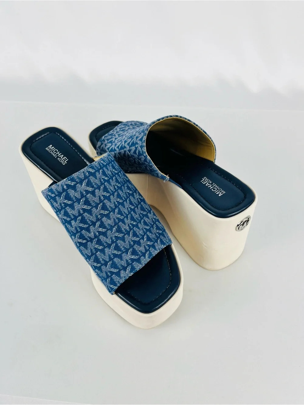 MICHAEL Michael Kors Dabney Chunky Platform Slide Sandals Denim Monogram Size 10